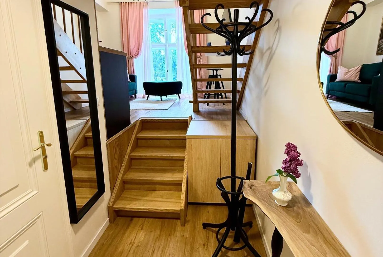 Apartment Divadelni - Historic Center & Steps From Charles Bridge 布拉格