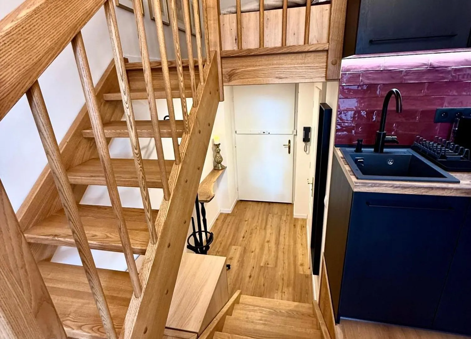 Apartment Divadelni - Historic Center & Steps From Charles Bridge 布拉格